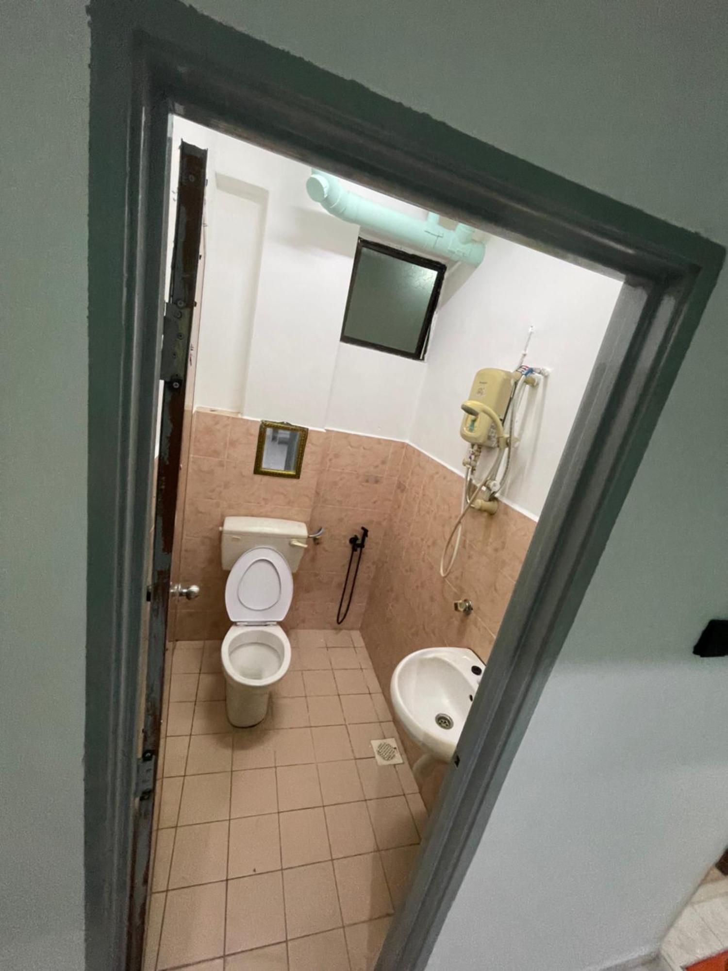 Blissful Breeze 4 Rooms & Netflix By Ezyroom Melaka Ayer Keroh Kültér fotó
